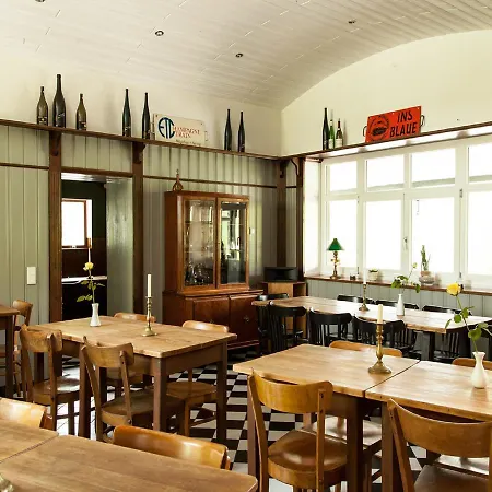 Hotel Bahnhof 4*