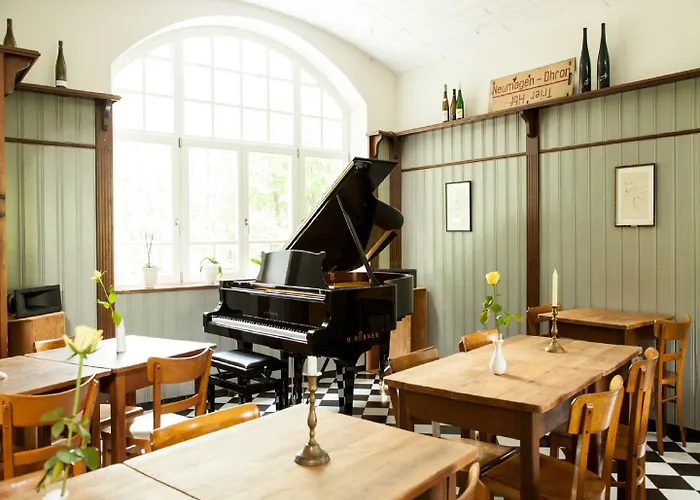 Bahnhof 호텔 탈팡